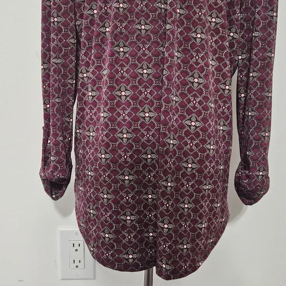 Dressbarn Size L Maroon Polyester Long-Sleeveled Womens Blouse Top Shirt with - Picture 9 of 16